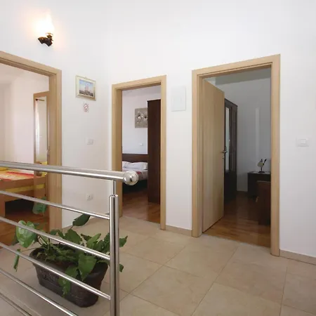 Three-bedroom In Rebici