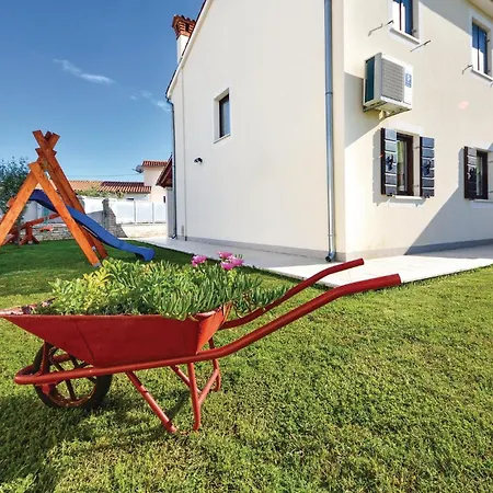 Lovely Home In Rebici With Kitchen Rebici